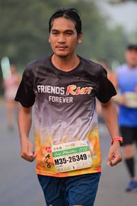 BIB: 2112, 26349
                            <button type="button" onclick="openModal(9824085)" class="btn btn-primary btn-sm float-right btn-popup" data-toggle="modal" data-target=".modal-high-quality">
                        <i class="fas fa-shopping-cart"></i> Add to Cart
                    </button>
                                            <button type="button" onclick="isThisMe(9824085, true)" class="btn btn-success btn-sm float-right btn-popup btn-isme hidden" data-toggle="tooltip" data-placement="bottom" title="นี่คือรูปของคุณใช่ไหม คลิกที่นี่เพื่อเอาเข้าอัลบั้ม">
                        <i class="fas fa-plus"></i> Add to album
                    </button>
                    <button type="button" onclick="isThisMe(9824085, false)" class="btn btn-warning btn-sm float-right btn-popup btn-isnotme hidden">
                        <i class="fas fa-ban"></i> Remove from album
                    </button>